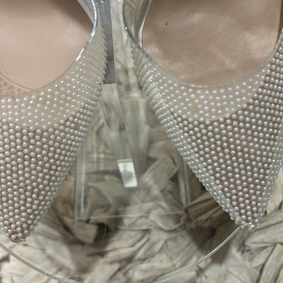 NWOT small beaded sexy shoes with a ball heel - Picture 6 of 8